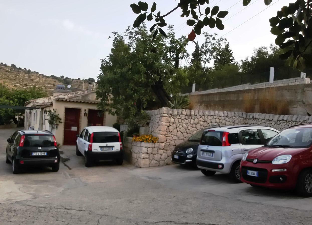 노토 La Suma Sumalia B&B 외부 사진